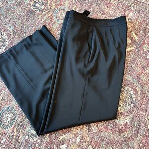 Coldwater Creek Women’s Black Trousers

Size 8